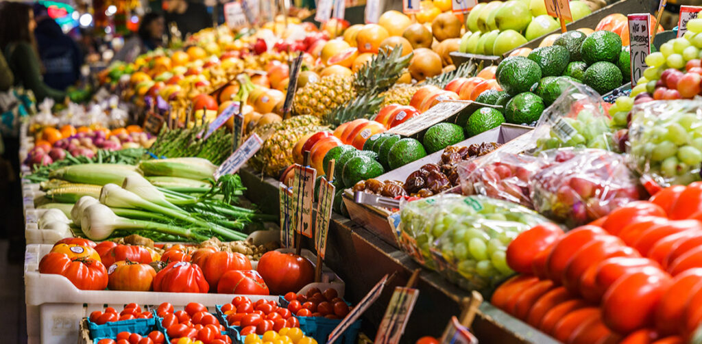 fruit and vegetable stand